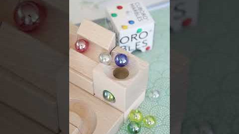 A short fun video showing a close look at the Cuboro junior marble run set available at Babipur