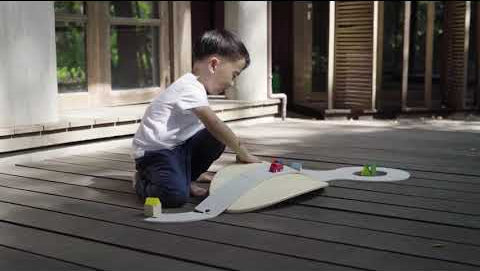 A video featuring the Plan Toys Rubber Road and Rail Set.