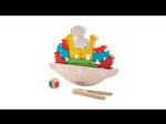 A video showing the PlanToys Balancing Boat. 