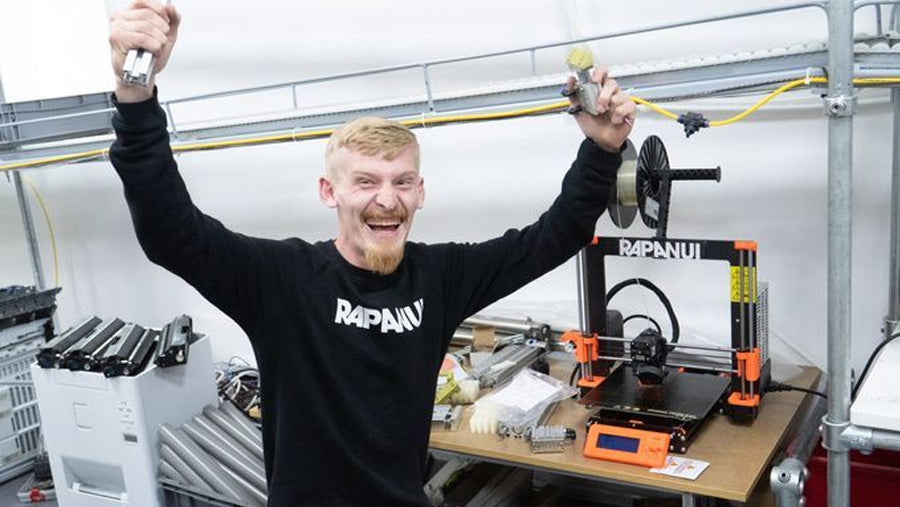 A Rapanui engineer working in a factory