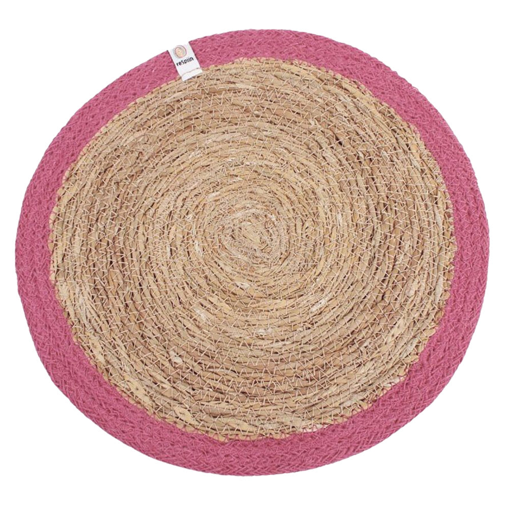 The ReSpiin seagrass and jute natural tablemat with a pink coloured ring.