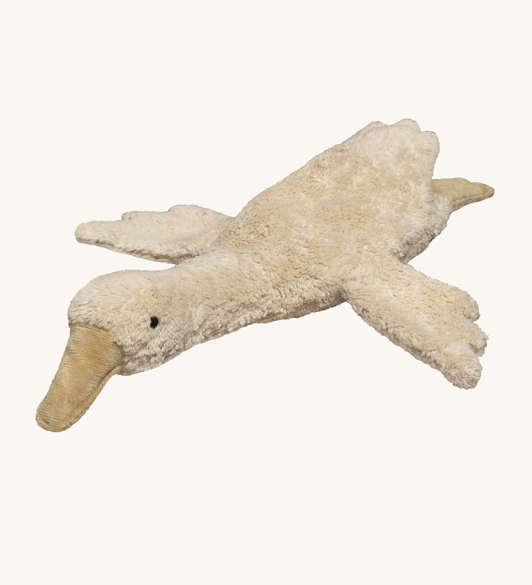 Senger Small Cuddly Goose organic soft toy in a creamy Linen colour. These soft toys are created from the highest quality, sustainable and traceable natural materials. Senger cuddly animal toys and soft dolls are handmade in Germany with love and attention to detail and we are proud Senger stockists here at Babipur. 