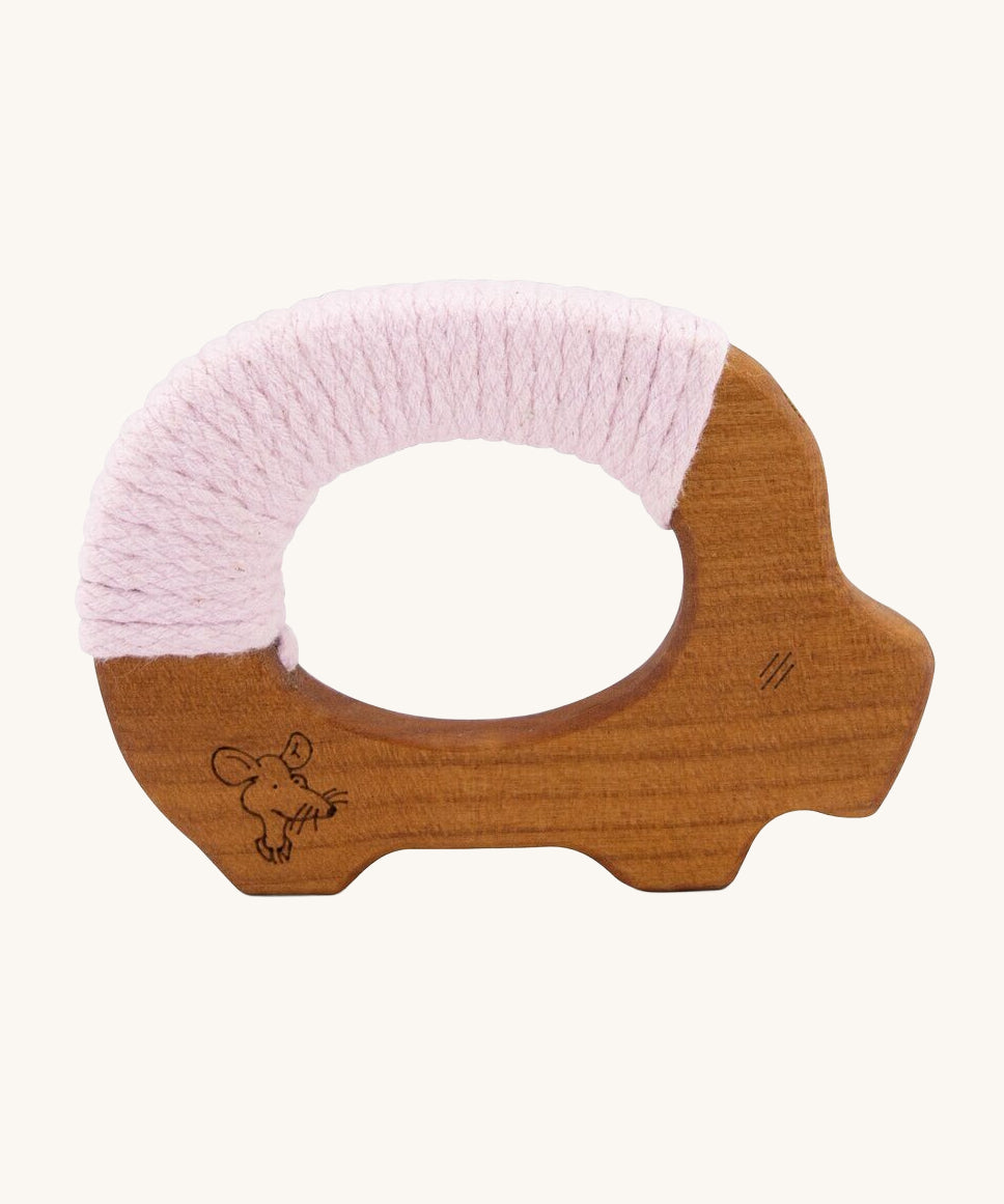 Senger Wooden Yarn Pig Teether. A wooden pig shaped clutching and teething toy for babies decorated with light pink coloured yarn wrapped around the wood. This baby toy is part of a wide range of Senger baby toys and organic soft toys available here at Babipur. 