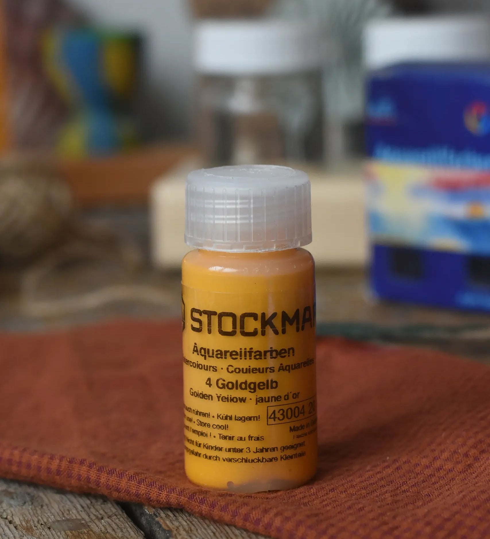 Stockmar 20ml concentrated watercolour paint in golden yellow.
