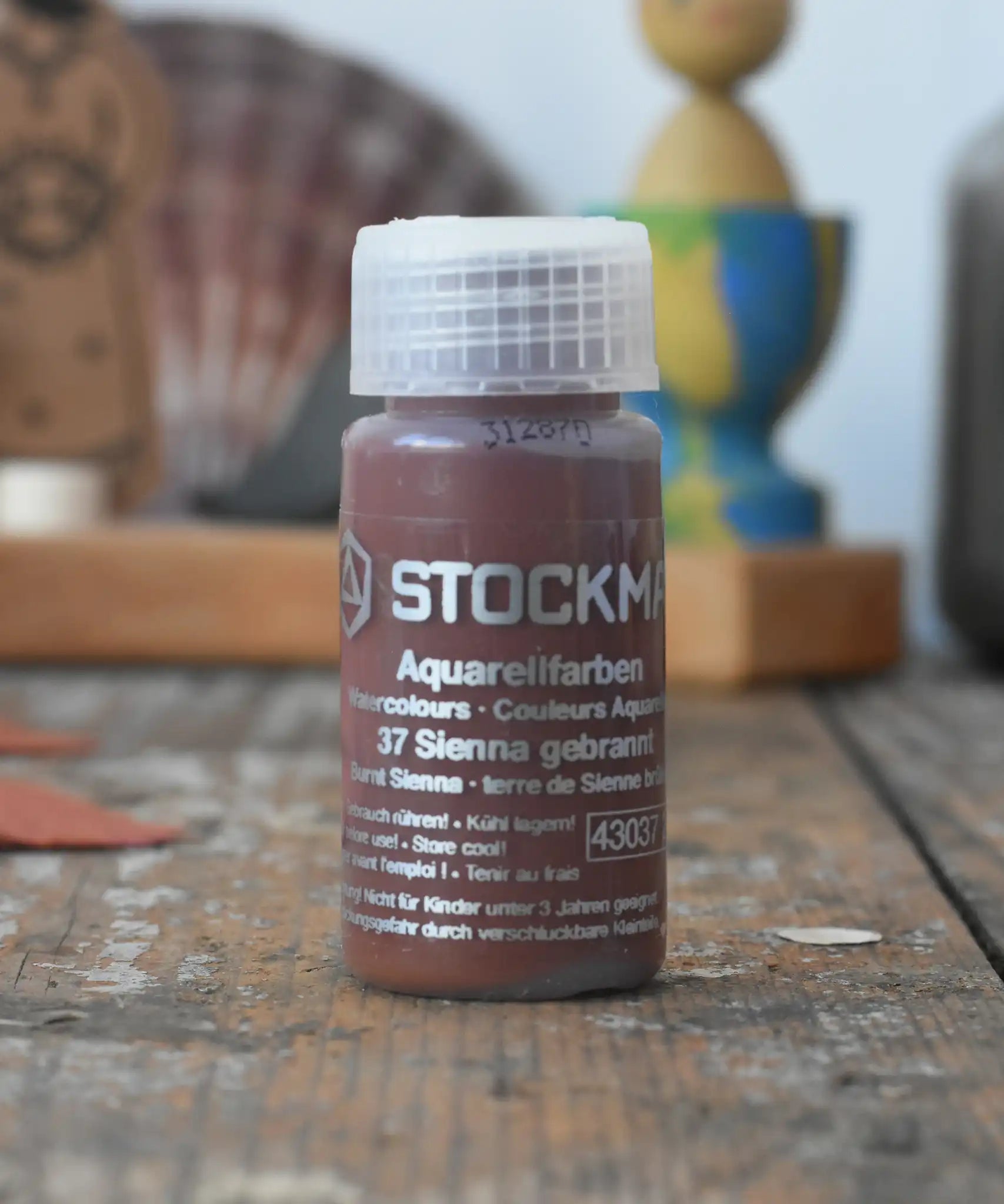 Stockmar 20ml liquid watercolour paint in burnt sienna.