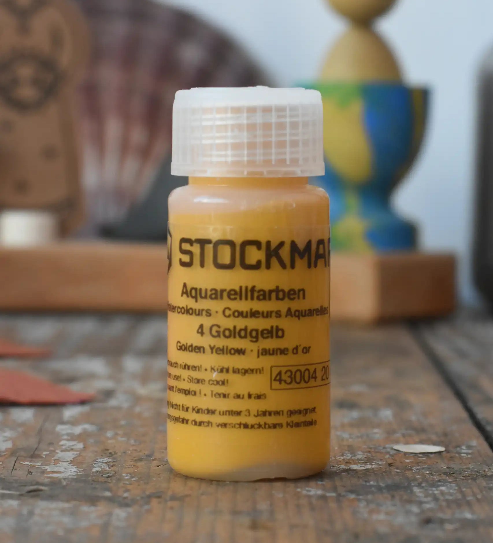 Stockmar 20ml liquid watercolour paint in golden yellow.