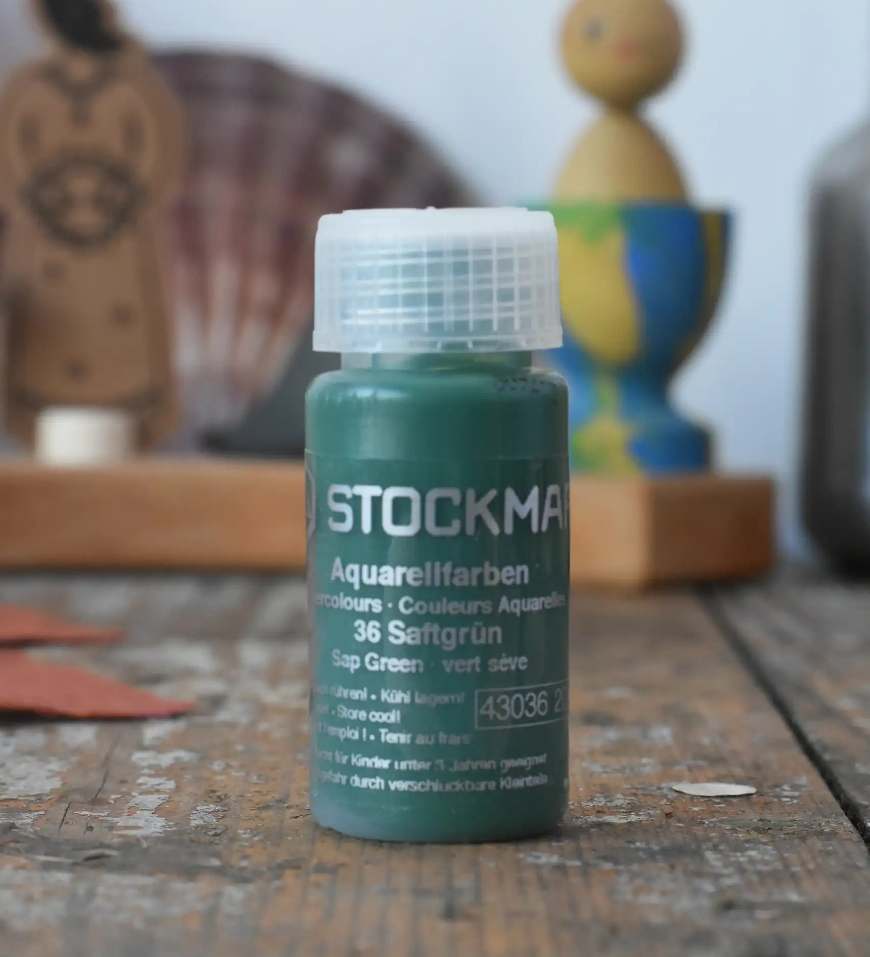 Stockmar 20ml liquid watercolour paint in sap green.