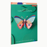Modèle en carton grand papillon géant en forme de cœur de bétail sur le toit du studio