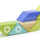 Tegu Spaceship Travel Pal