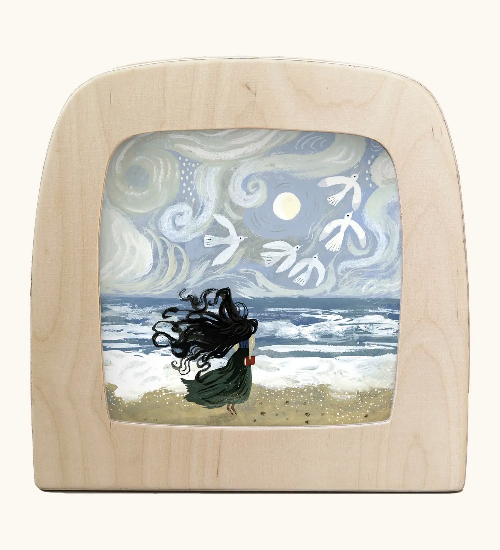 Toverlux tide beach full moon magic lamp silhouette, artwork is by Tijana Draws showing a woman on a beach with birds in the sky.